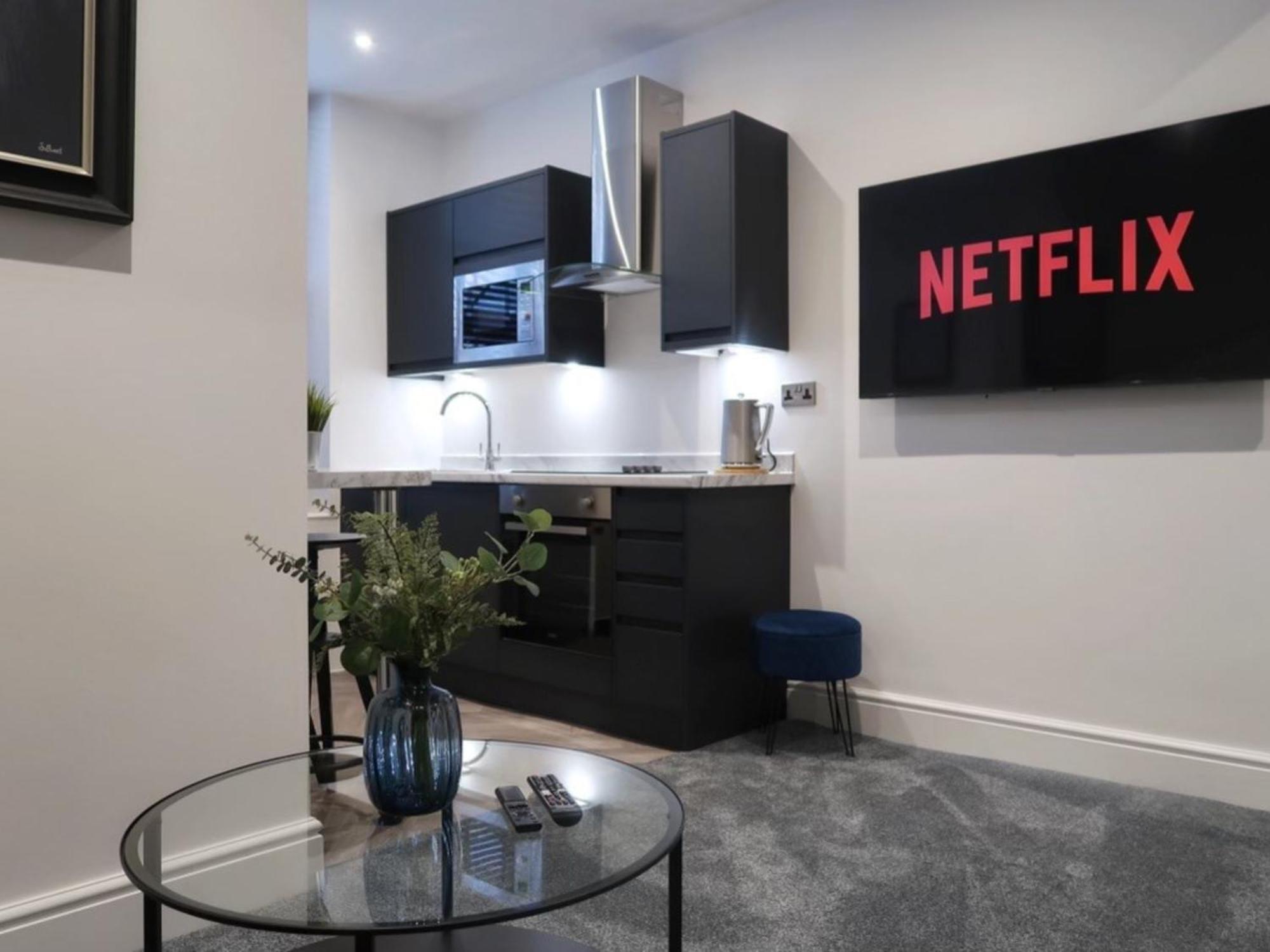 Sun Street Aparthotel Lancaster Dış mekan fotoğraf